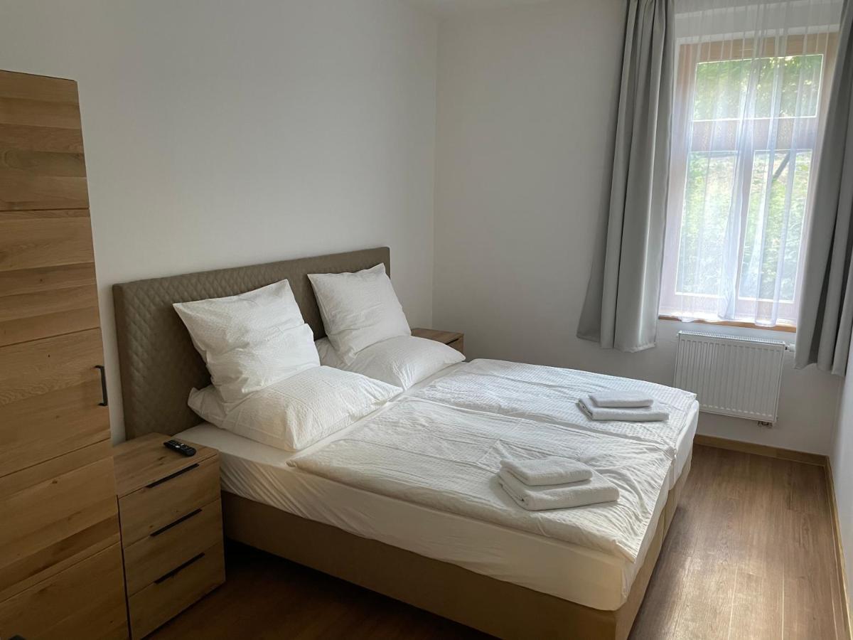 Villa Mila Loket Exteriör bild